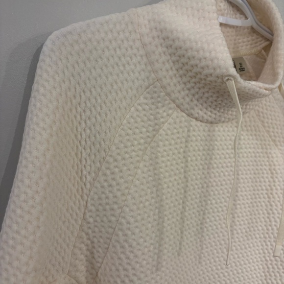 L.L. Bean Women's Ridgeknit Crossneck Pullover - Picture 6 of 16